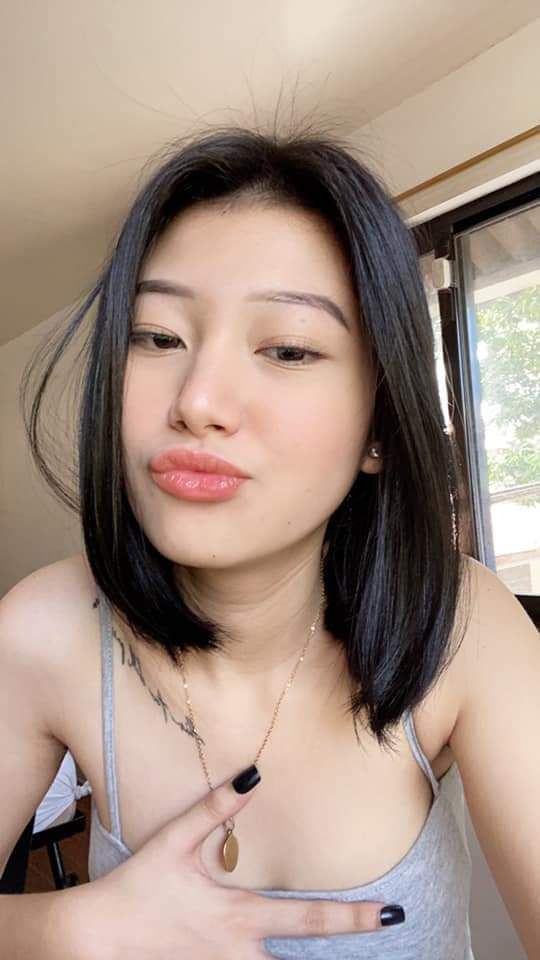 Nằm cạnh chị kế mở phim sex quay tay thì được chị giúp…